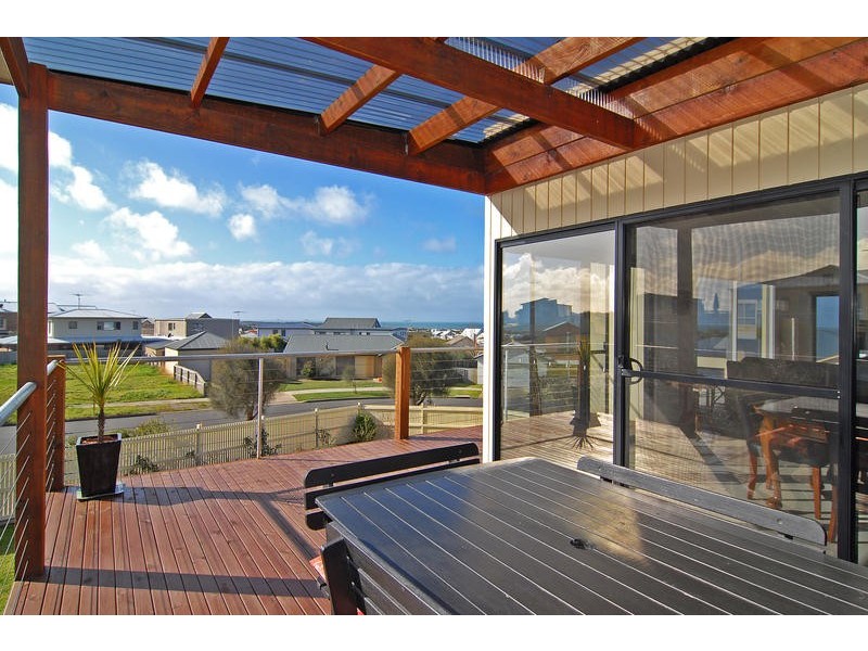 1 Artisan Close, Torquay VIC 3228