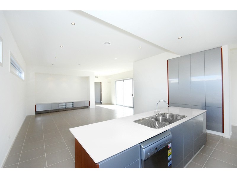 6 Fathom Drive, Torquay VIC 3228