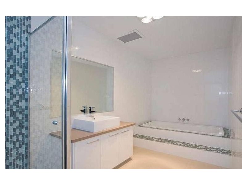 1/22 Pomora Avenue, Torquay VIC 3228