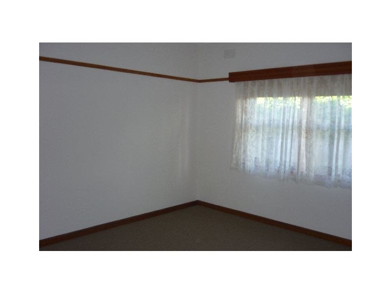 33 Toyne Ave, Hamlyn Heights VIC 3215