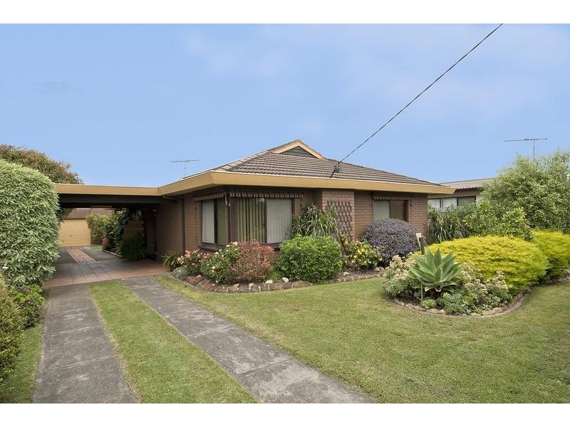 16 Sarabande Crescent, Torquay VIC 3228