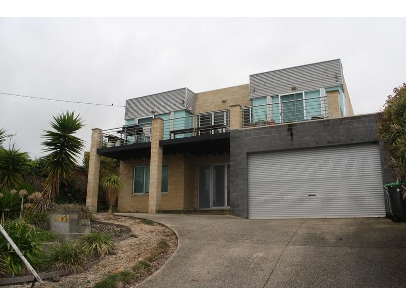 109 Fischer Street, Torquay VIC 3228