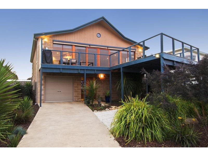 21 Beach View Crescent, Torquay VIC 3228