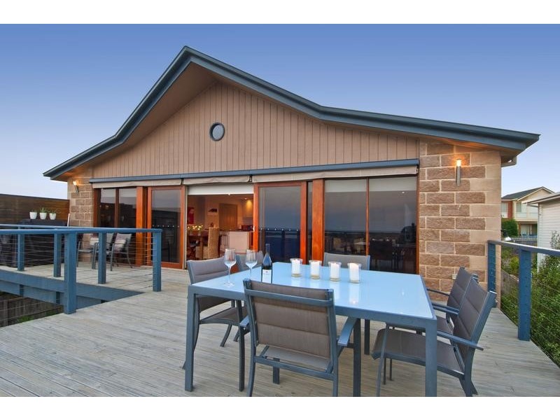 21 Beach View Crescent, Torquay VIC 3228