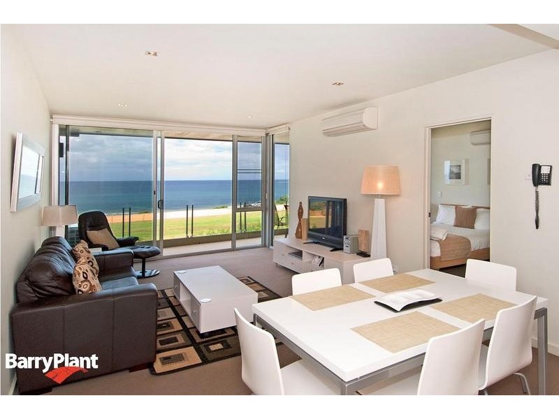 325/100 The Esplanade, Torquay VIC 3228