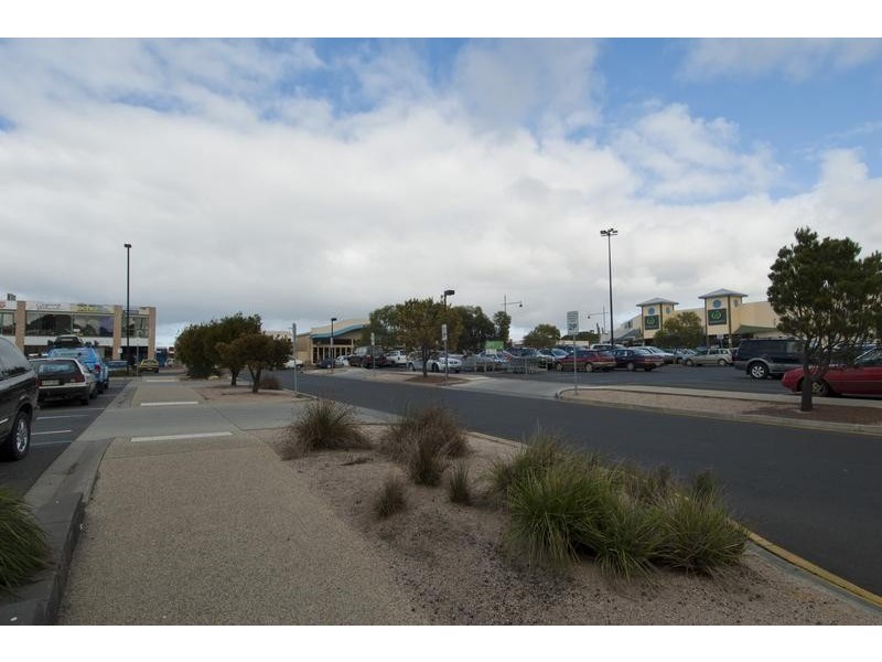 18 Beach Road, Torquay VIC 3228