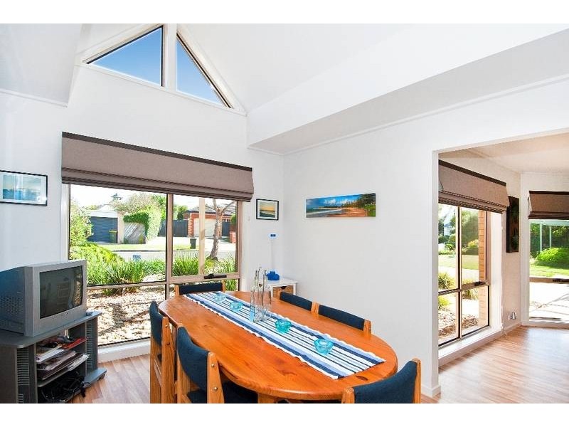 2/41 Grange Crescent, Torquay VIC 3228