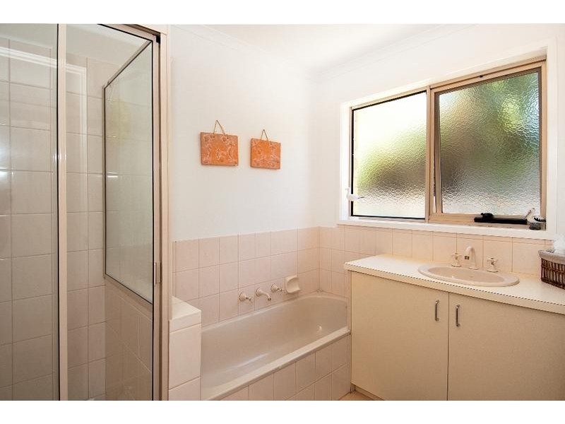 2/41 Grange Crescent, Torquay VIC 3228