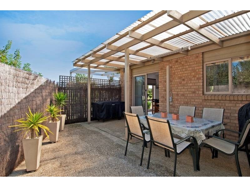 2/41 Grange Crescent, Torquay VIC 3228
