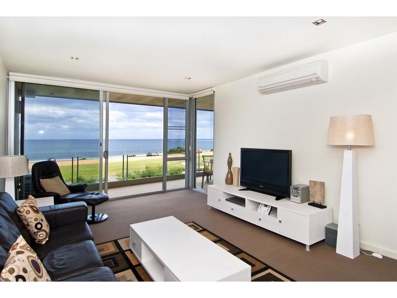 325/100 The Esplanade, Torquay VIC 3228