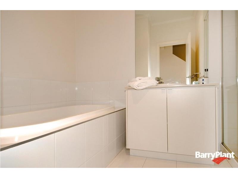 38 Coast Drive, Torquay VIC 3228