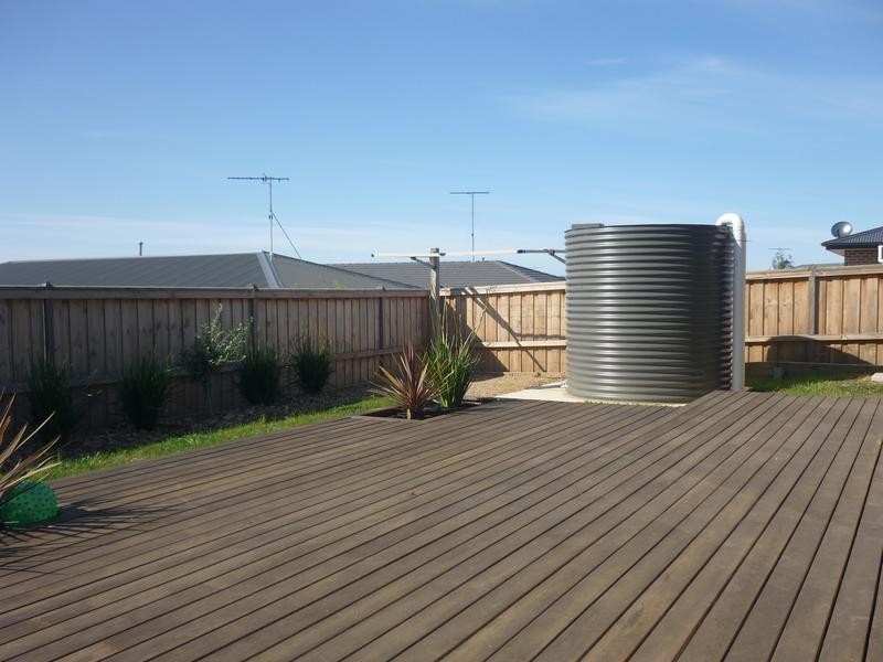 6 Point Close, Torquay VIC 3228