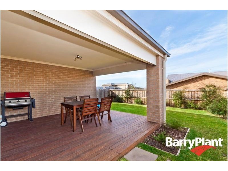 11 Rincon Crescent, Torquay VIC 3228