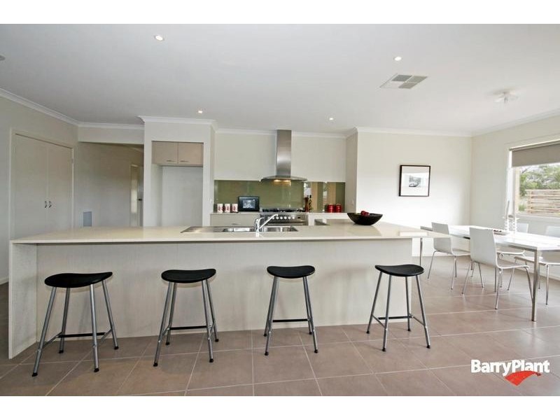 25 Enfield Drive, Torquay VIC 3228