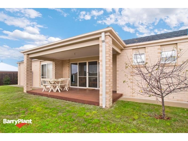 18 Seamist Way, Torquay VIC 3228