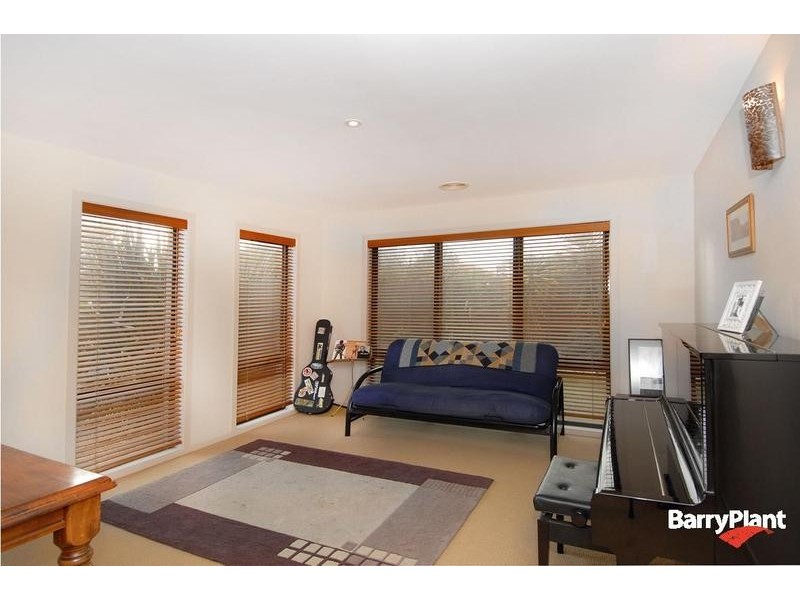 51 Pomora Avenue, Torquay VIC 3228