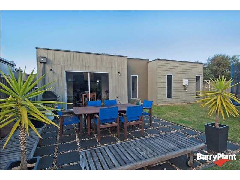 48 Loch Lomond Drive, Torquay VIC 3228