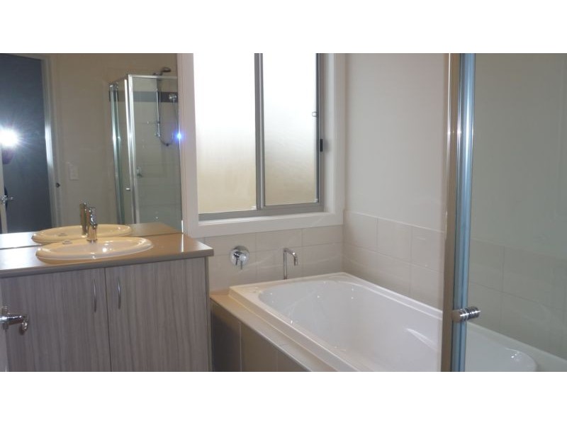 71 Centreside Drive, Torquay VIC 3228