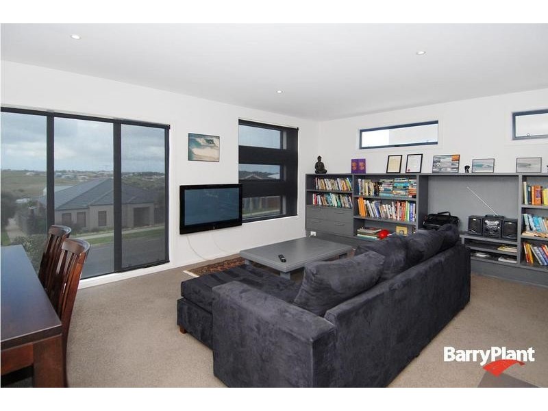 51 Ocean View Crescent, Torquay VIC 3228