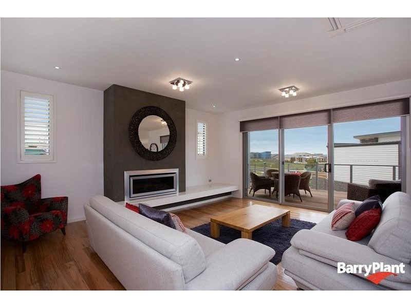 25 Longshore Street, Torquay VIC 3228