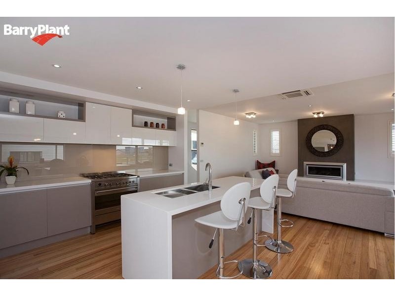 25 Longshore Street, Torquay VIC 3228