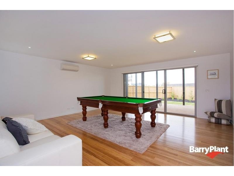 25 Longshore Street, Torquay VIC 3228