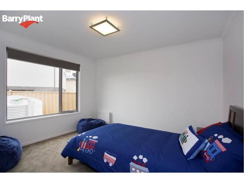 25 Longshore Street, Torquay VIC 3228