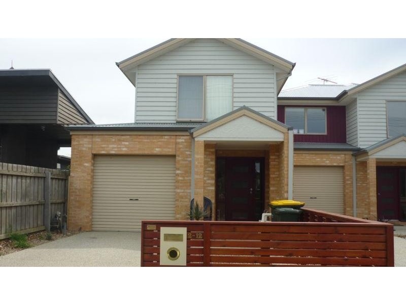 2/12 Darian Road, Torquay VIC 3228
