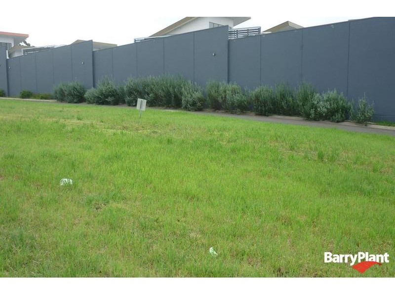 24 Boston Road, Torquay VIC 3228