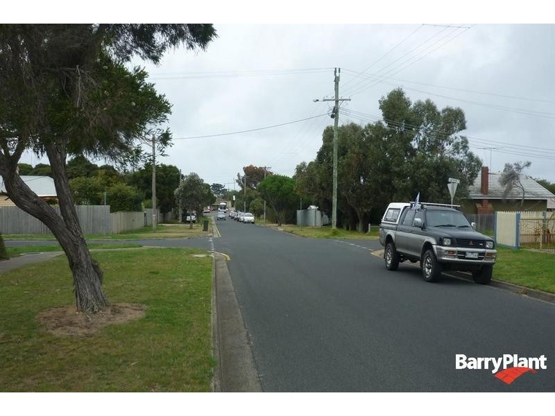 24 Boston Road, Torquay VIC 3228