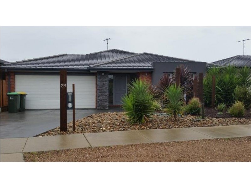 28 Sunnymead Ave, Torquay VIC 3228