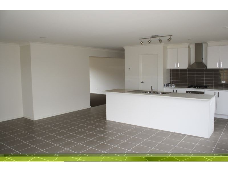 28 Sunnymead Ave, Torquay VIC 3228
