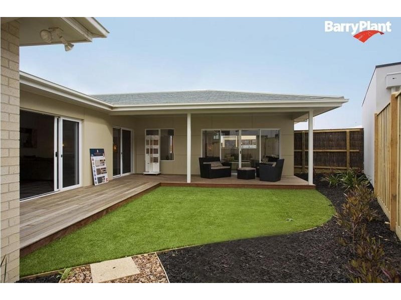 27 Longshore Street, Torquay VIC 3228
