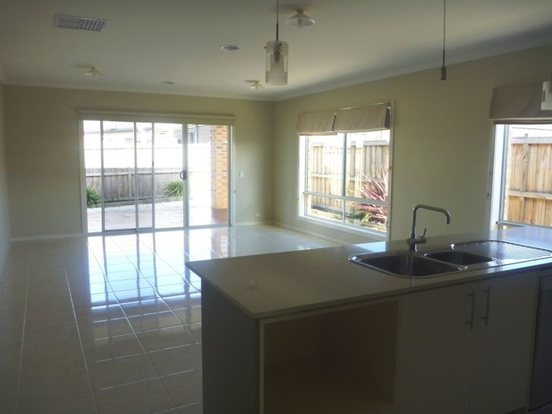 67 Centreside Drive, Torquay VIC 3228