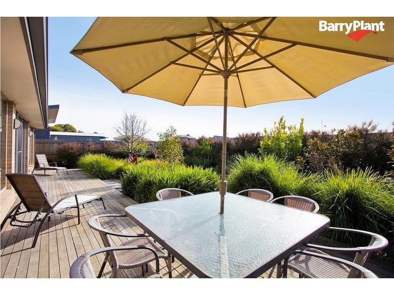 17 Bass Drive, Torquay VIC 3228