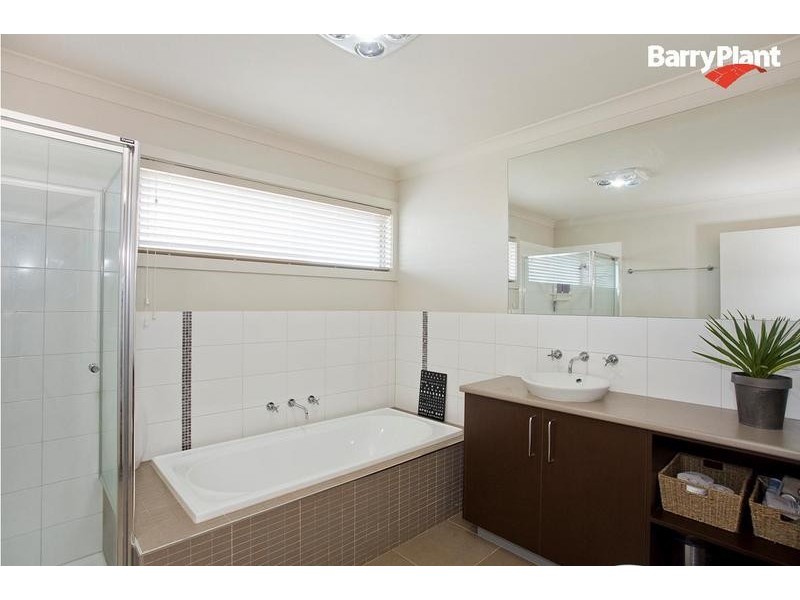 17 Bass Drive, Torquay VIC 3228