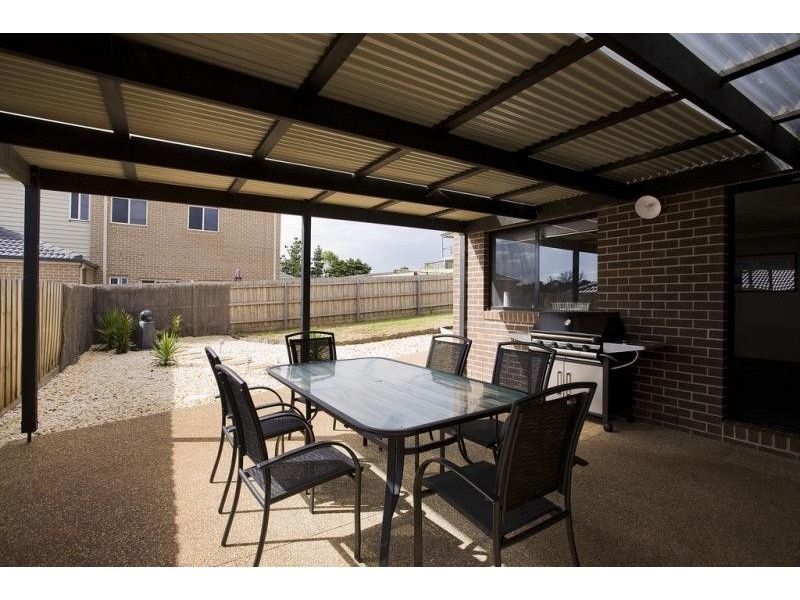 2 Whistler Close, Torquay VIC 3228