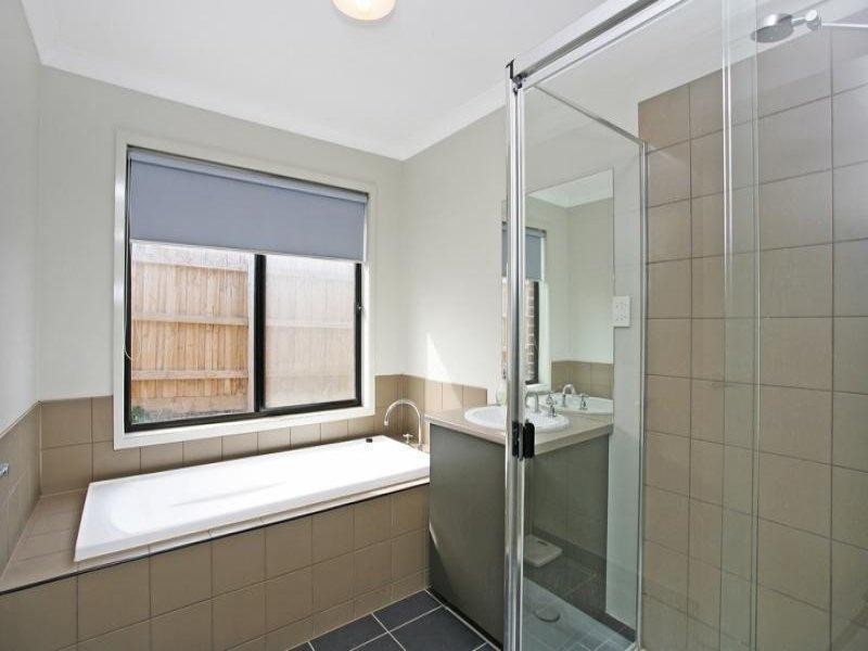2 Whistler Close, Torquay VIC 3228