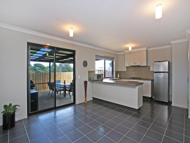 2 Whistler Close, Torquay VIC 3228