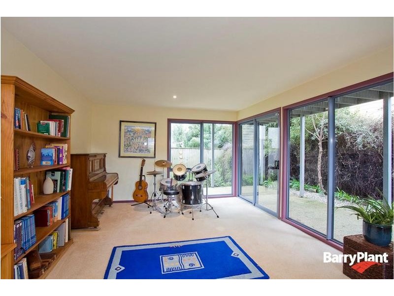 3/11 Cowrie, Torquay VIC 3228