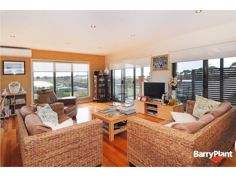 4 Grasstree Court, Torquay VIC 3228