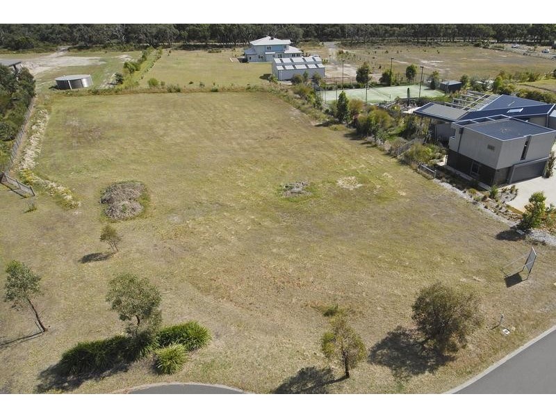 8 Ironbark Court, Torquay VIC 3228
