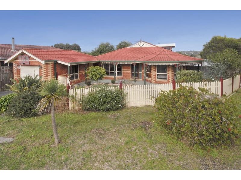 19 Ozan Cres, Jan Juc VIC 3228