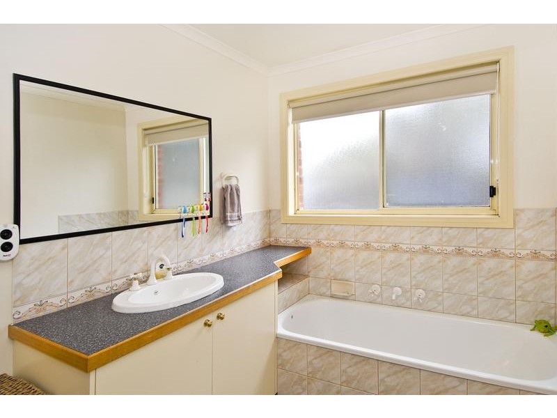 19 Ozan Cres, Jan Juc VIC 3228