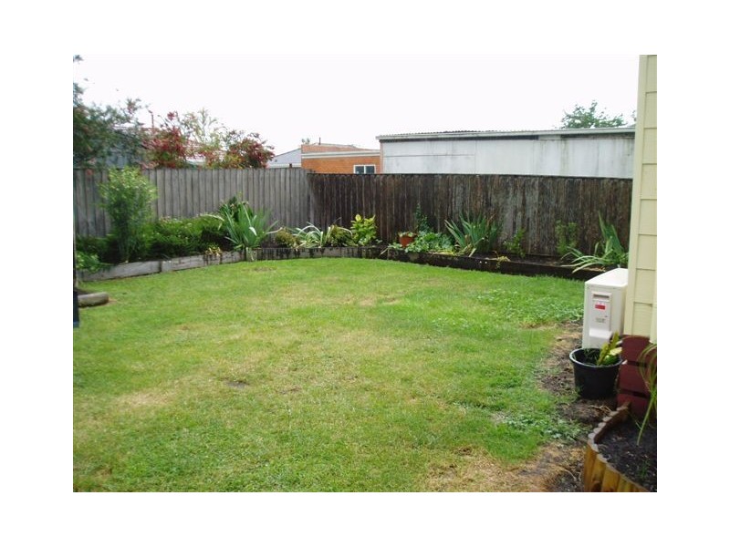 18 Sladen Street, Hamlyn Heights VIC 3215