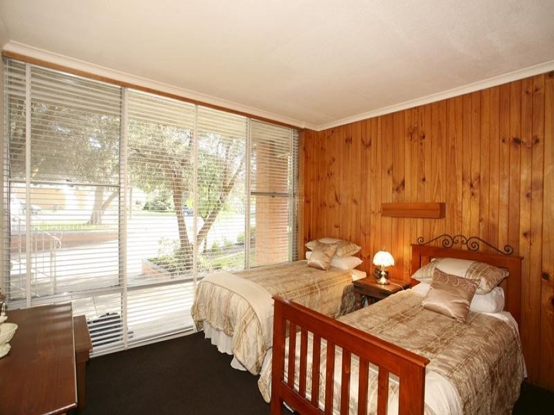 4/45 Barrabool Road, Highton VIC 3216