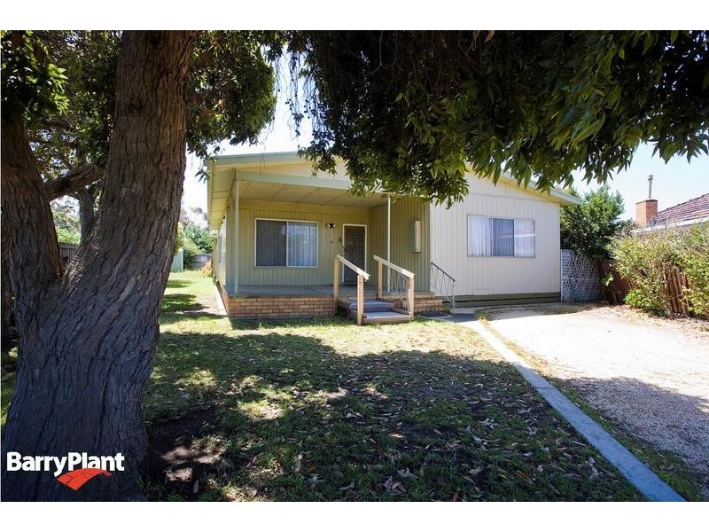8 Rudd Avenue, Torquay VIC 3228