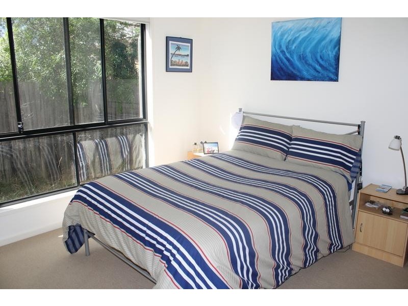 2/2 Aquilla Ave, Torquay VIC 3228