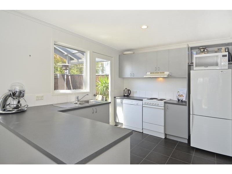 1/61 Torquay Boulevard, Jan Juc VIC 3228