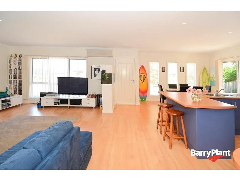 16 Conside Crescent, Torquay VIC 3228